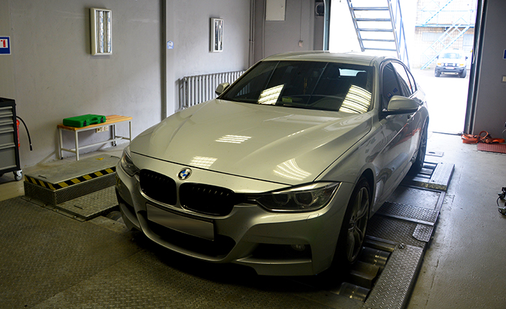 BMW 328i Stage2